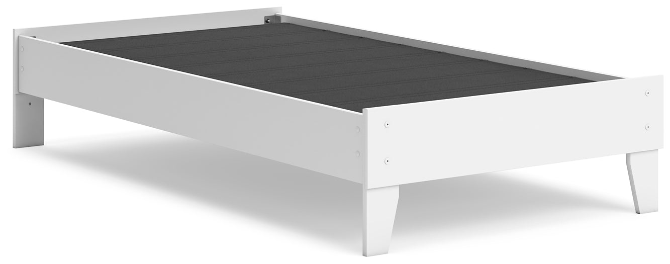 Ashley Express - Hallityn Platform Bed