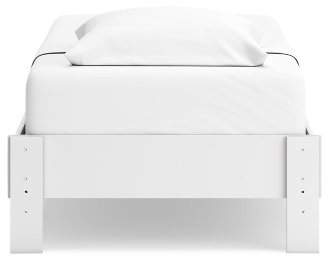 Ashley Express - Hallityn Platform Bed