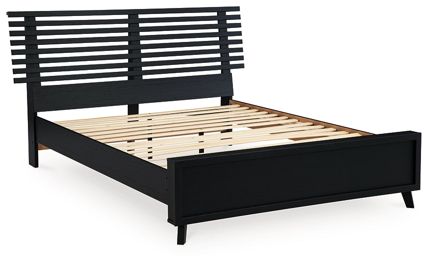 Ashley Express - Danziar Full Slat Panel Bed
