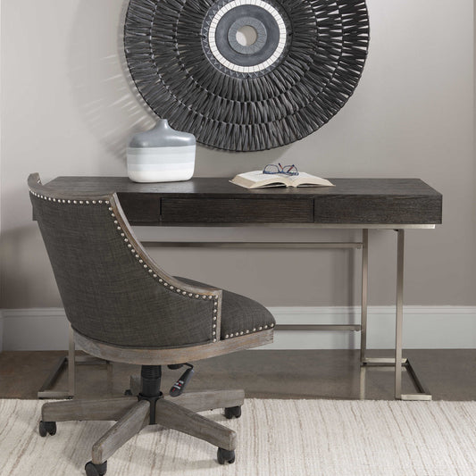 Uttermost - Claude Desk