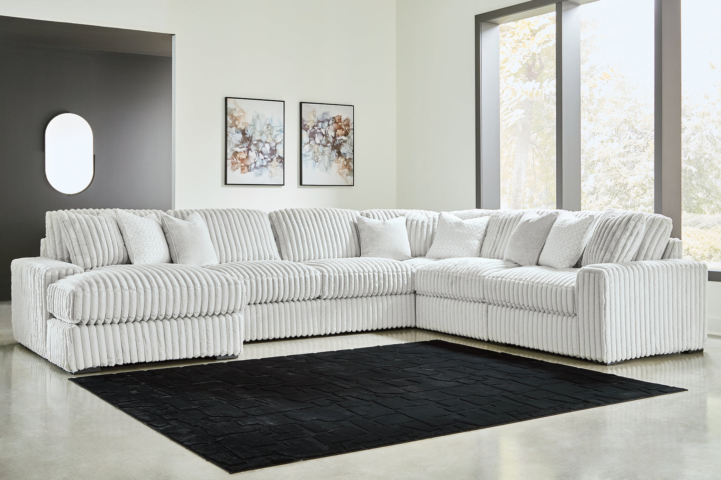 Stupendous 6-Piece Sectional with Chaise