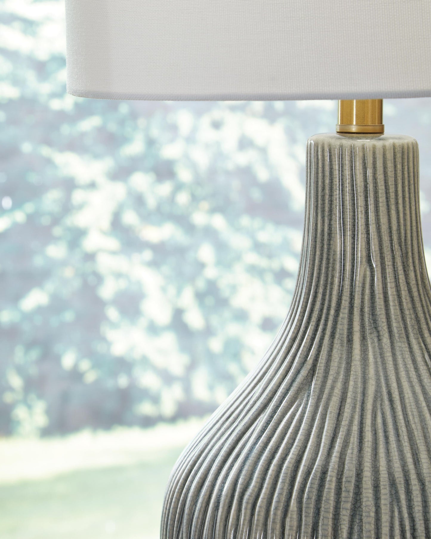 Ashley Express - Judlen Ceramic Table Lamp (1/CN)